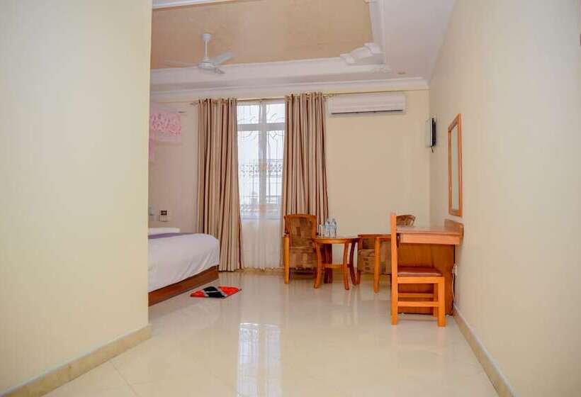 اتاق لوکس, Silver Paradise