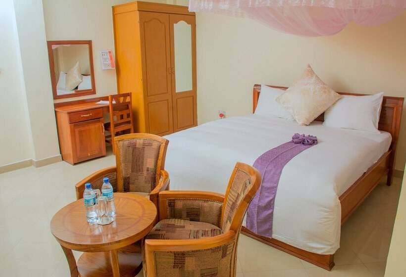 اتاق لوکس, Silver Paradise