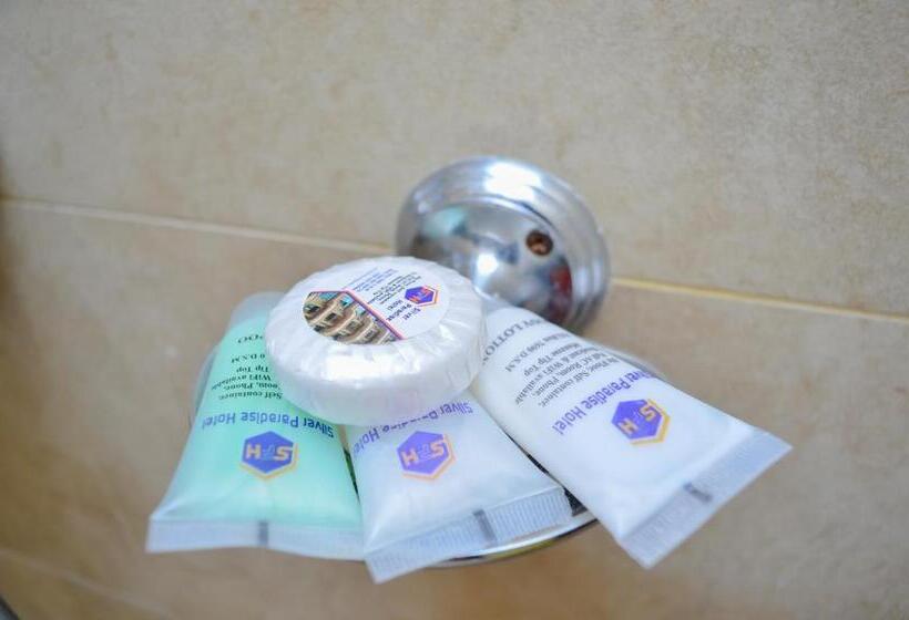 اتاق لوکس, Silver Paradise