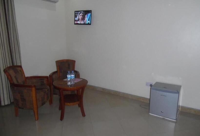 اتاق لوکس, Silver Paradise