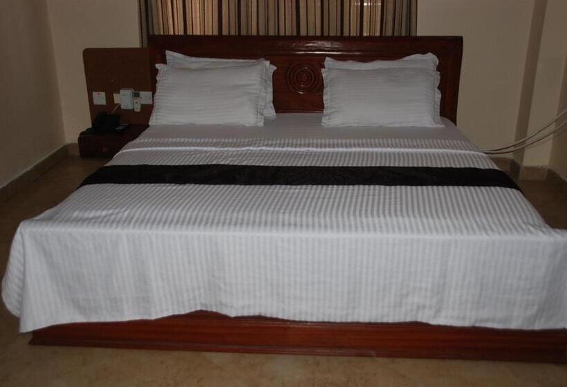 اتاق لوکس, Silver Paradise