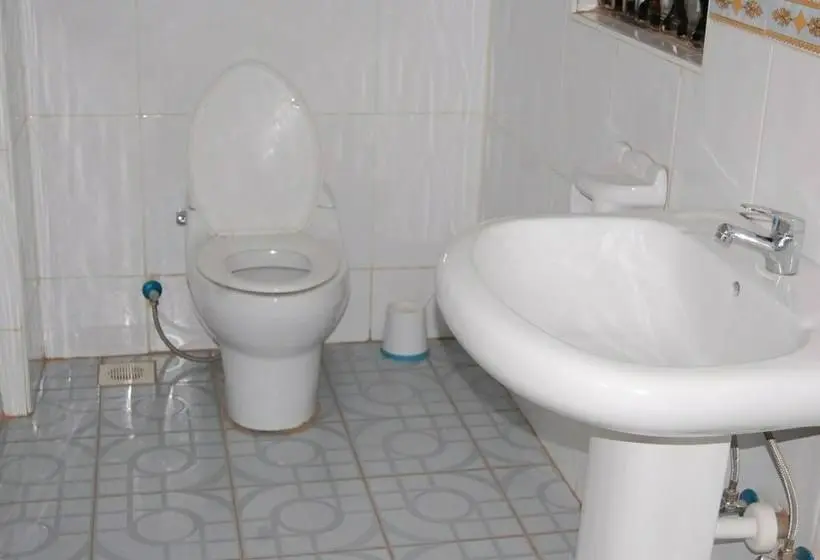 اتاق استاندارد, Kakanyero