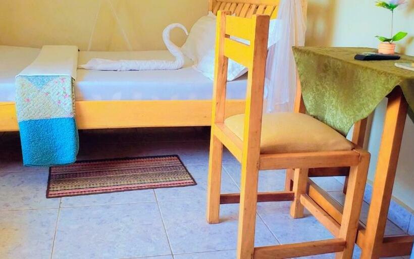 اتاق اکونومی, La Fève Bed & Breakfast