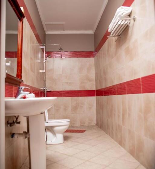 سوئیت با بالکن, Lush Garden