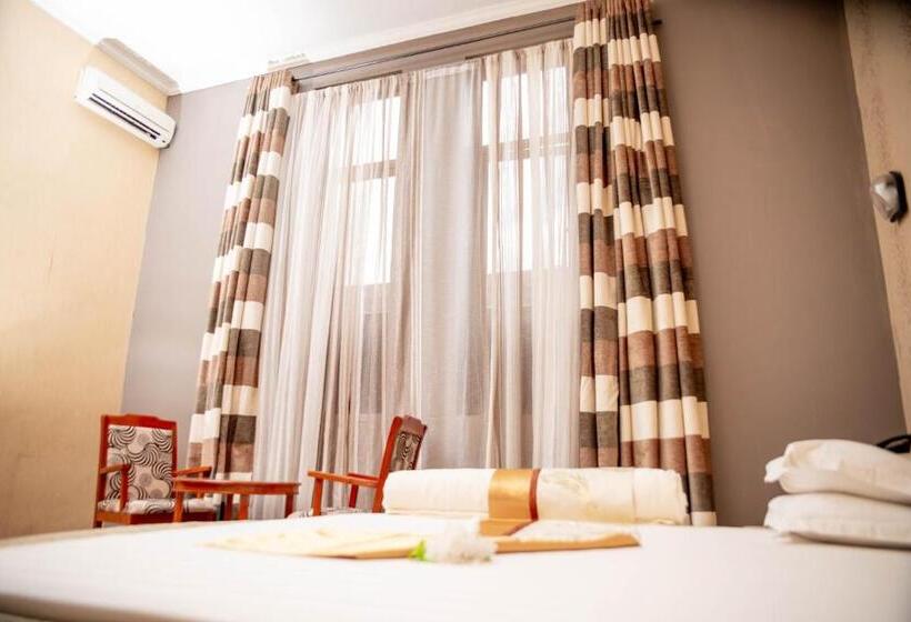 اتاق لوکس, Lush Garden