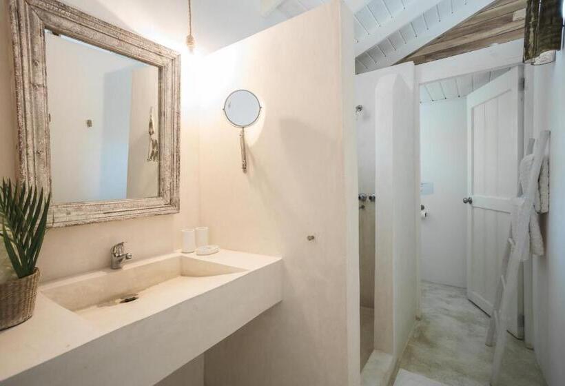 اتاق سوپریور, Mahona Boutique