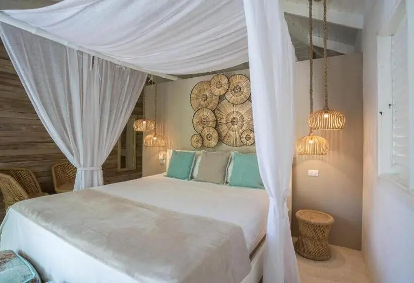 اتاق سوپریور سه تخته, Mahona Boutique