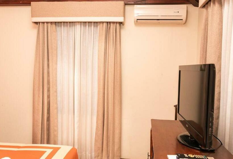 سوییت, Mansión Los Guichos