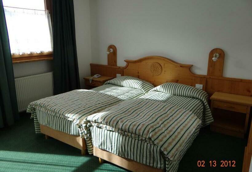 Номер Стандарт, Mondeval