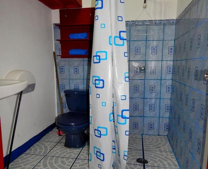 חדר משפתחתי סופריור, Rositas