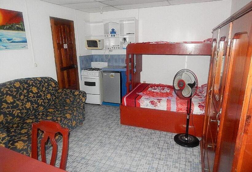 סטודיו סטנדרטי נוף לגינה, Rositas