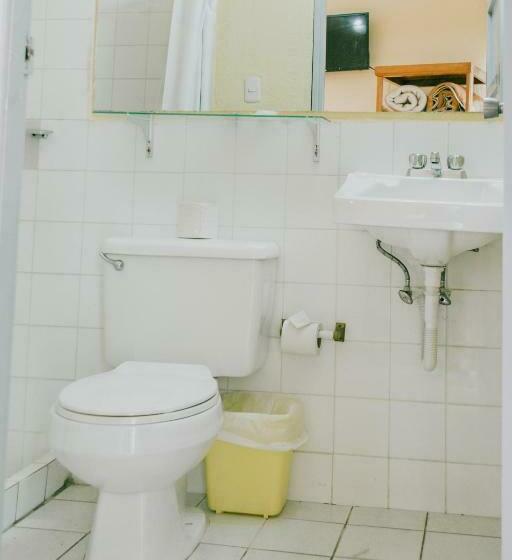 اتاق استاندارد سه نفره, Sabana