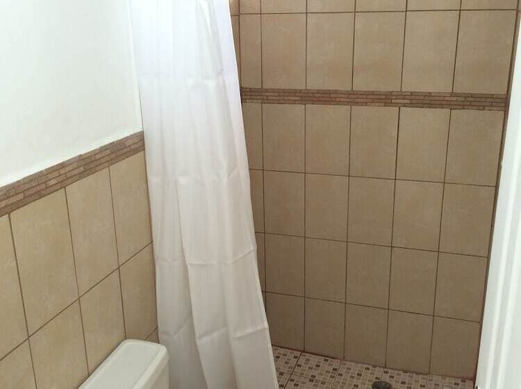 اتاق استاندارد, Palmira Hostel