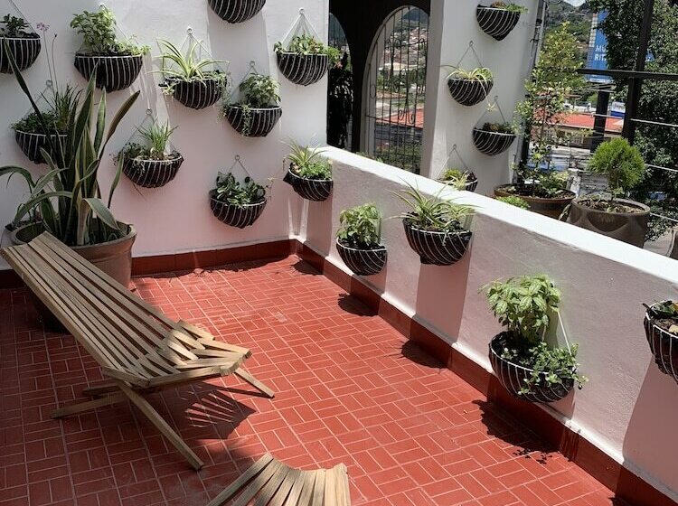 اتاق استاندارد, Palmira Hostel