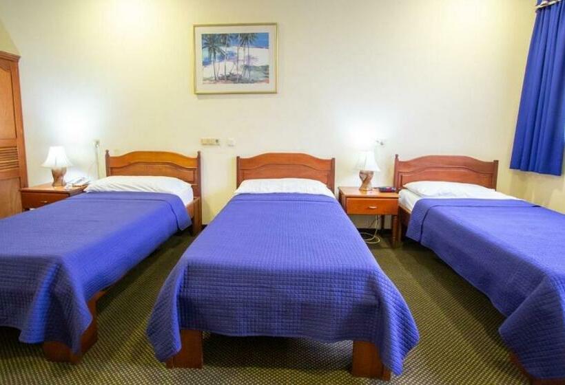 اتاق استاندارد سه نفره, The Golden Truly Hotel & Casino