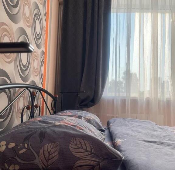Standard-huone Parveke, Uneed Rooms Sakvoiaj