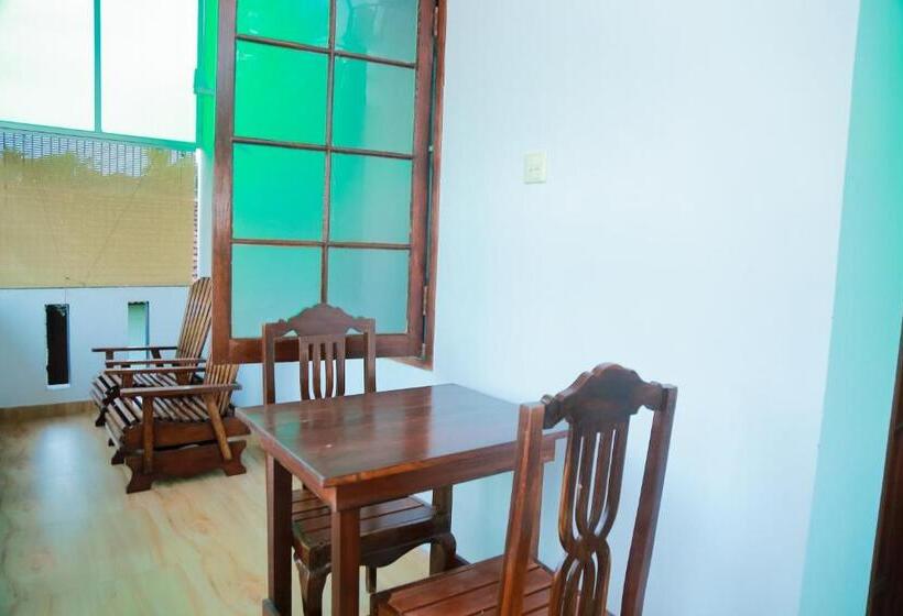 バルコニー付き１ベッドルームアパートメント, Ananda Villa Bentota