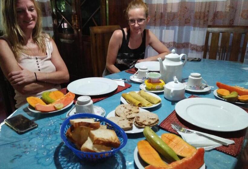 スタンダードルーム, Ananda Villa Bentota