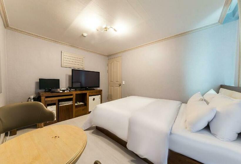 Номер Стандарт, Goodstay Grand Motel Chuncheon
