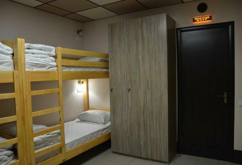 Vuode Makuusalissa, Hostel Vshokoladi