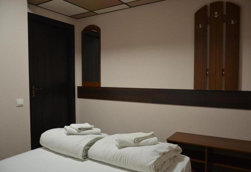 Economy-huone, Hostel Vshokoladi