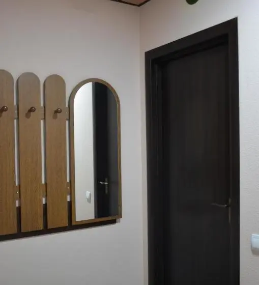 اتاق استاندارد یک نفره, Hostel Vshokoladi