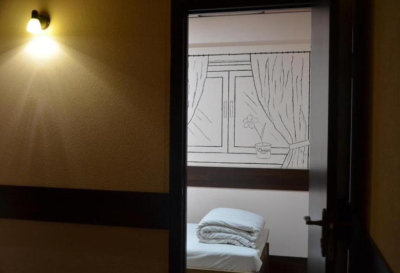 Standard Yhden Hengen Huone, Hostel Vshokoladi