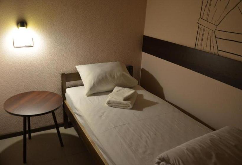 Standard Yhden Hengen Huone, Hostel Vshokoladi