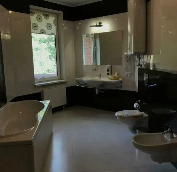 Suite Superior, Aragvi
