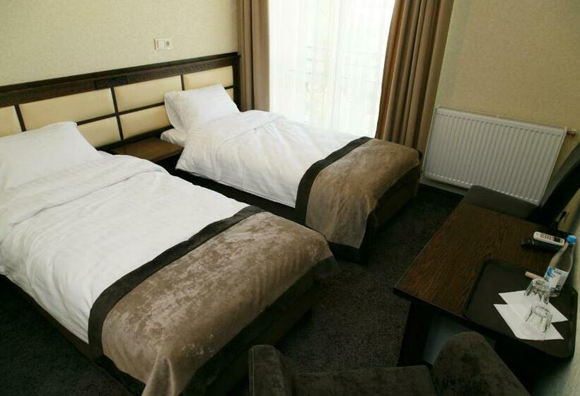 اتاق استاندارد, Avalon Palace