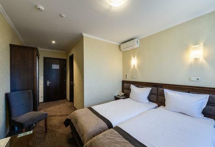 اتاق استاندارد, Avalon Palace