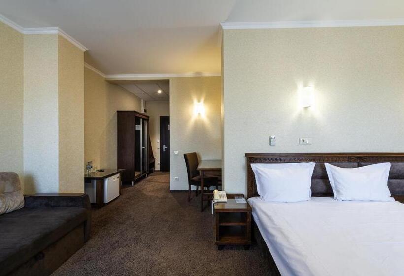 اتاق سوپریور, Avalon Palace