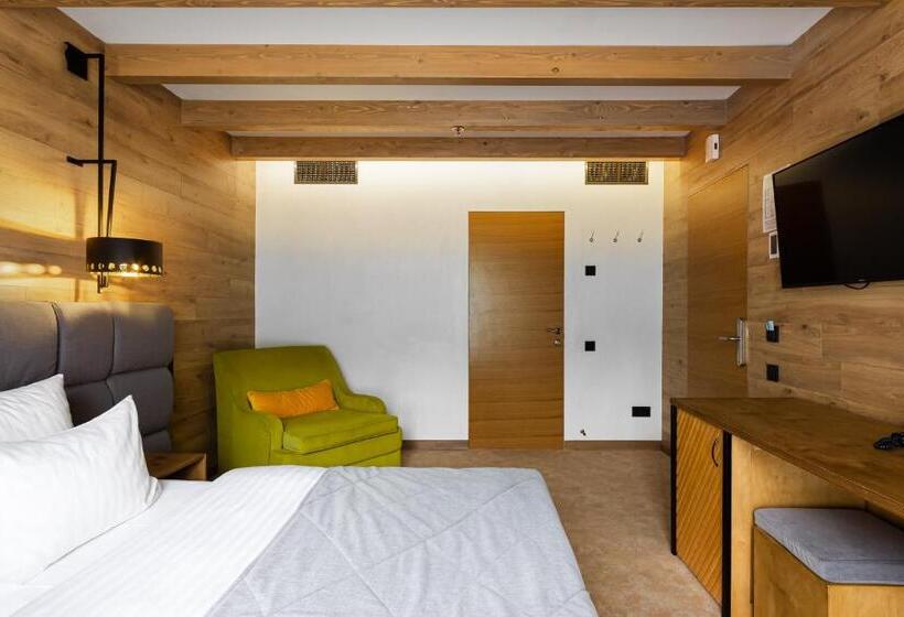 سوییت جونیور, Bukovel