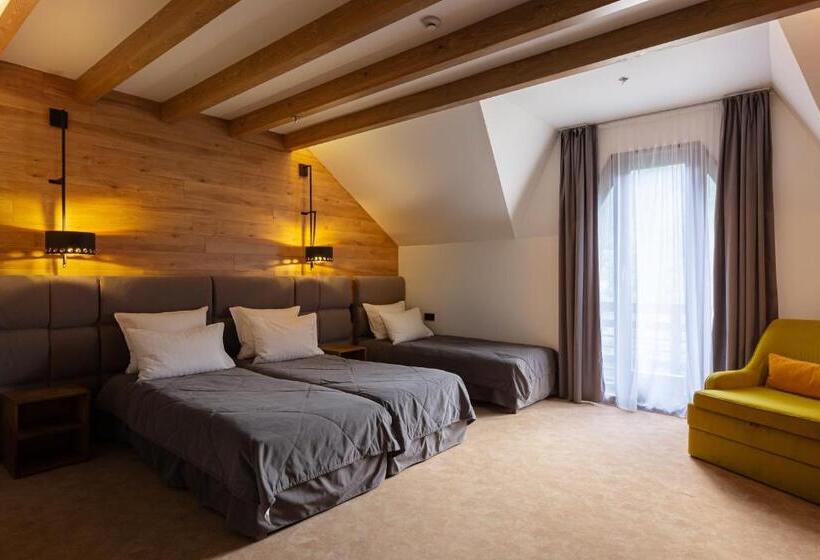 سوییت جونیور, Bukovel