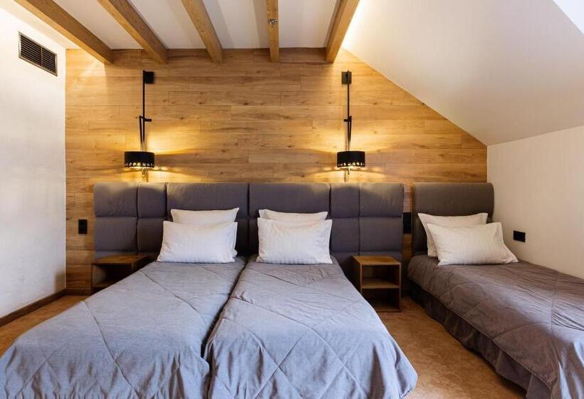 سوییت جونیور, Bukovel