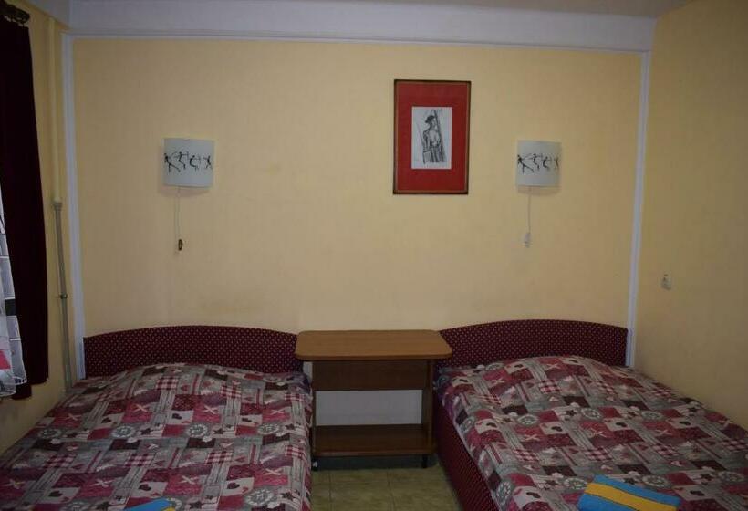 اتاق راحتی, Desna Kut