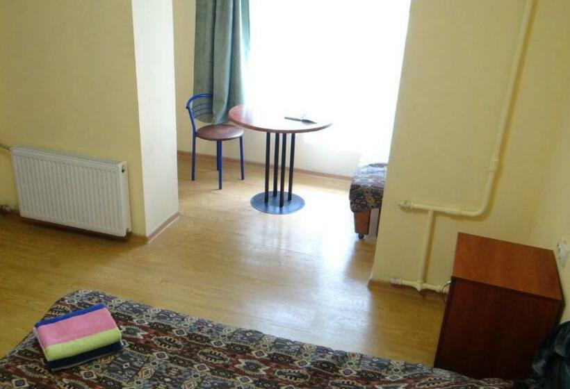 اتاق راحتی, Desna Kut