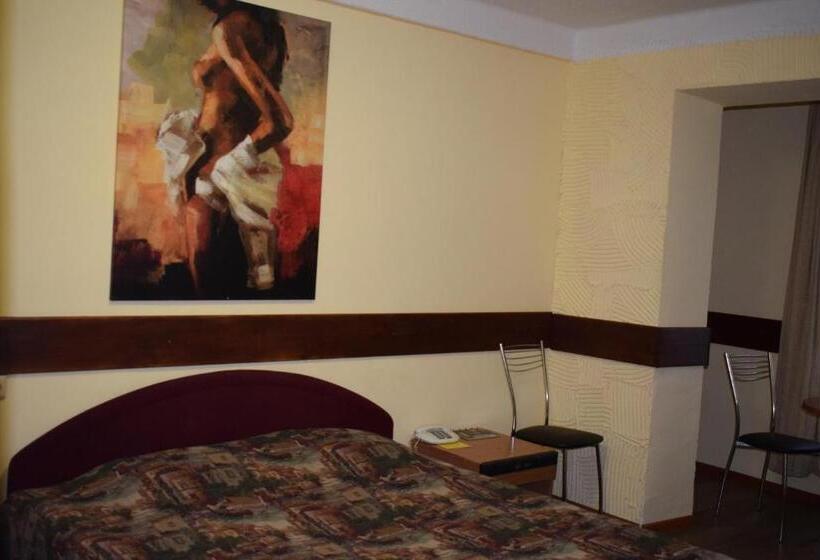 سوییت جونیور, Desna Kut