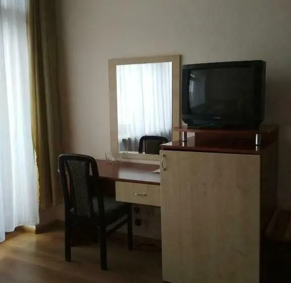 اتاق استاندارد یک نفره, Complex Druzhba