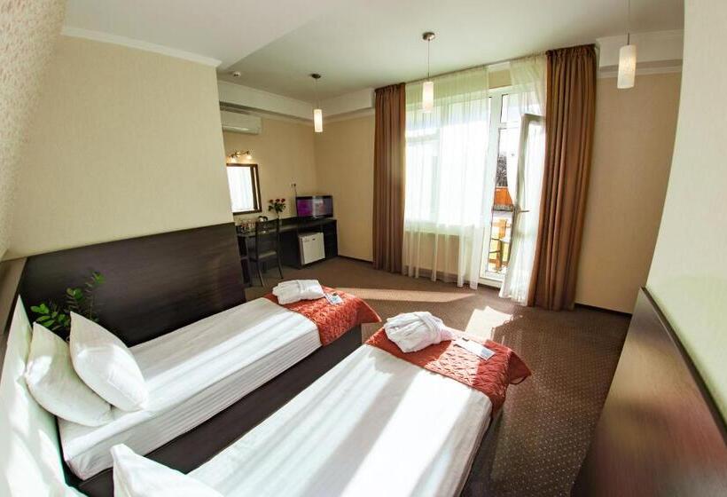 اتاق استاندارد, Kiev 365 Park