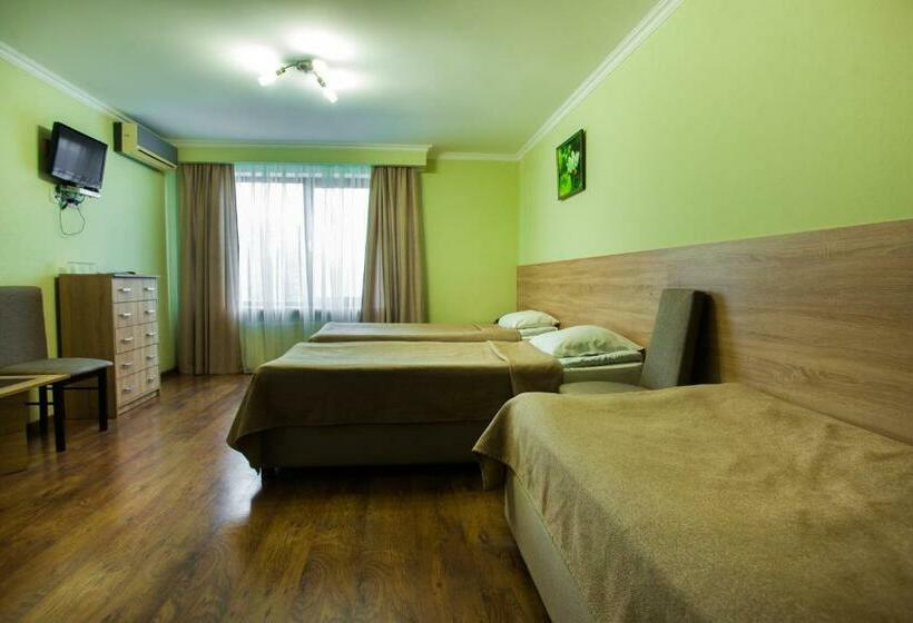 اتاق استاندارد سه نفره, Panska Hata