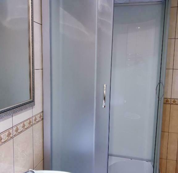Quarto Estandar, Panska Hata