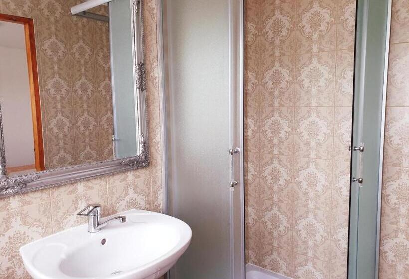 اتاق خانوادگی, Panska Hata