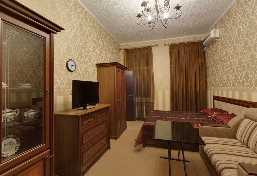 استودیوی استاندارد, Pokrovsky