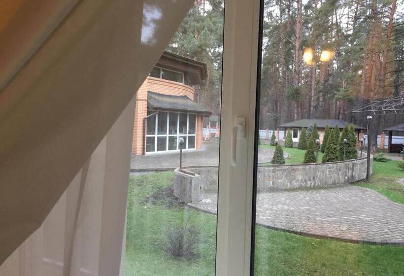 דירת חדר, Restaurant Complex Vensky