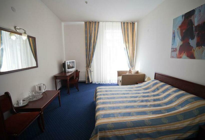 חדר דלוקס עם מרפסת, Sani