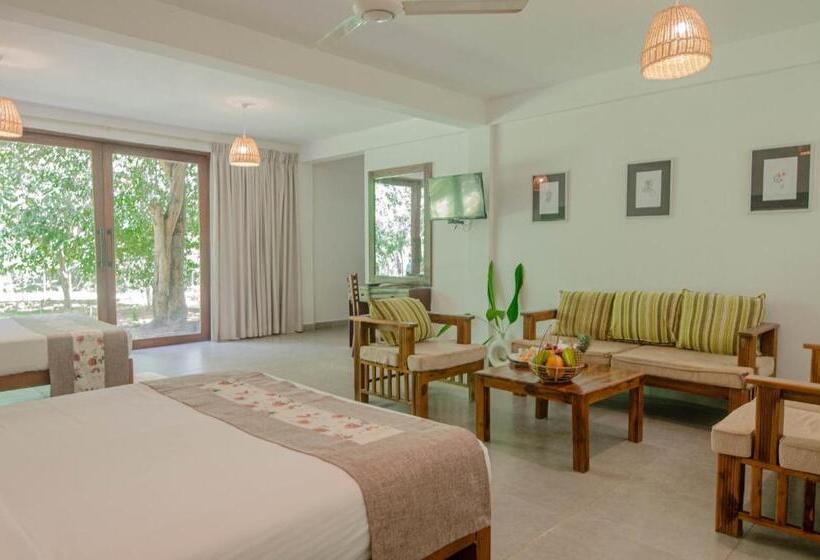 家庭套房, Pinthaliya Resort