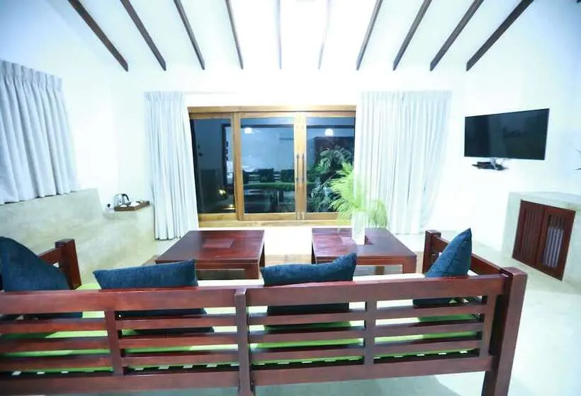 スイート（家族用）, Pinthaliya Resort