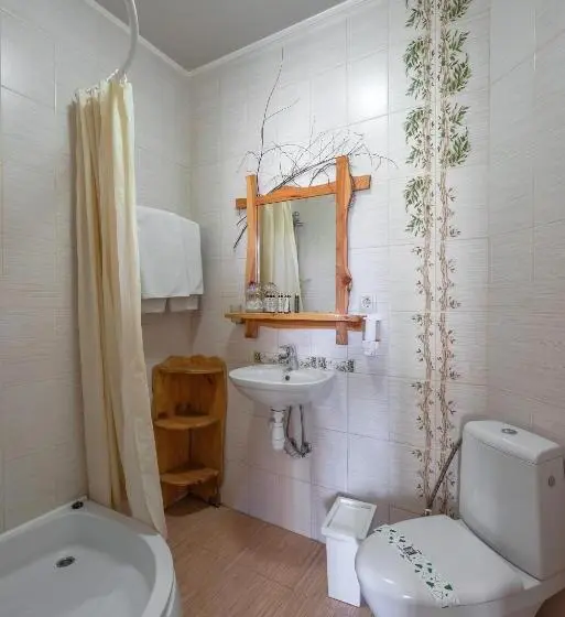 اتاق استاندارد با بالکن, Stara Pravda Hotel   Vykrutasy