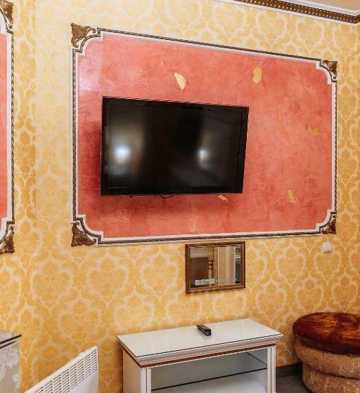 سوییت, Viktoriya Family Hotel Restaurant Complex